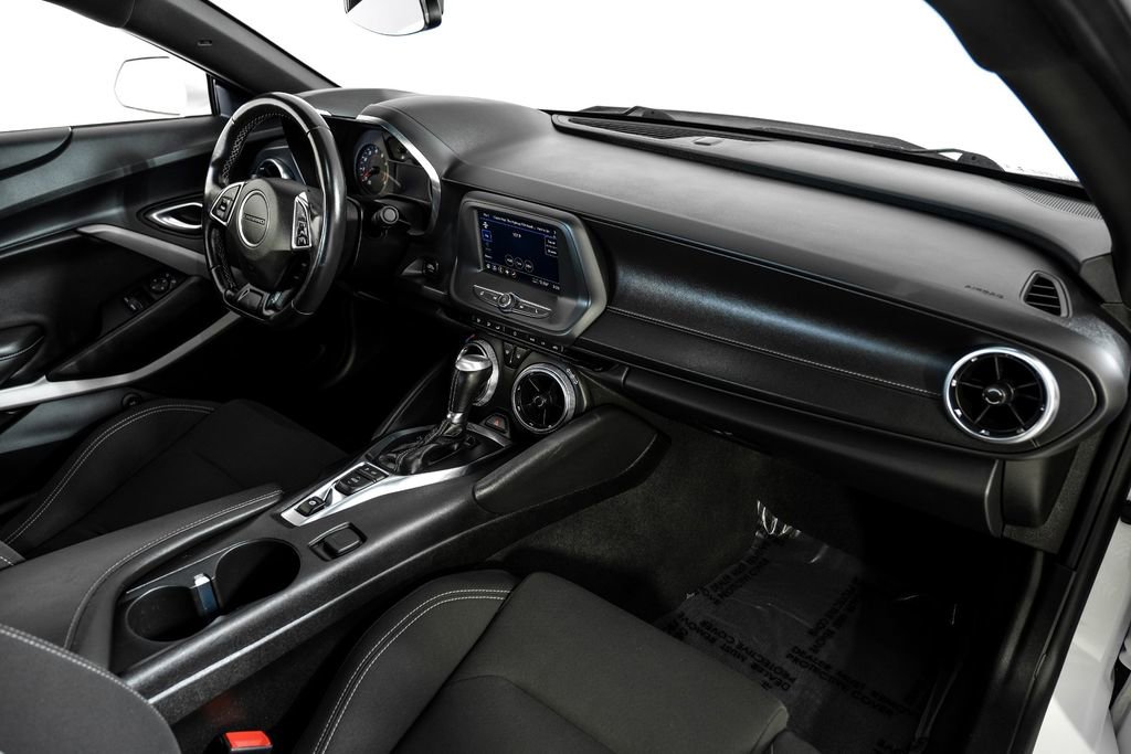 Used 2023 Chevrolet Camaro LT RWD image 11