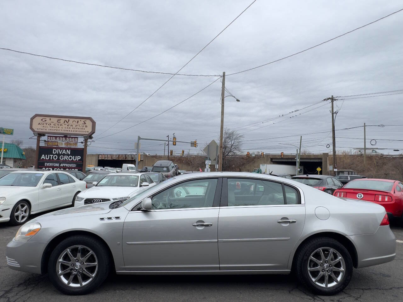 Used 2007 Buick Lucerne CXL w/ Luxury Package FWD image 3