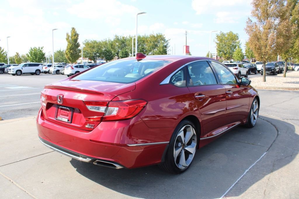 Used 2020 Honda Accord Touring image 7