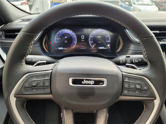 Used 2024 Jeep Grand Cherokee L Limited w/ Luxury Tech Group II image 36