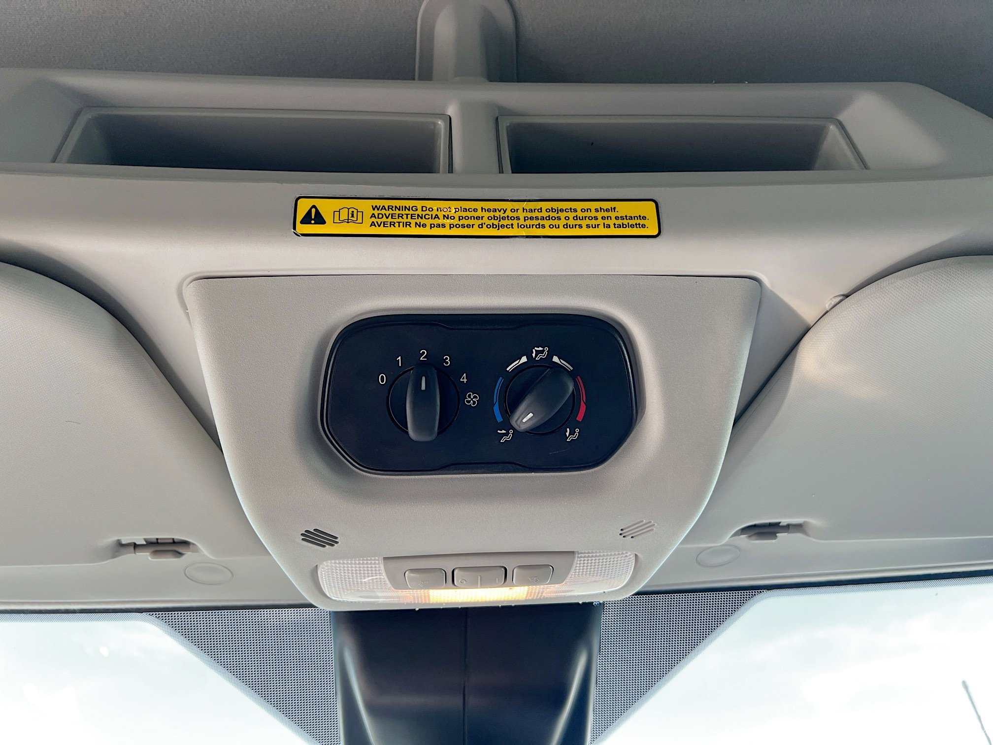 Used 2018 Ford Transit 150 XLT image 21