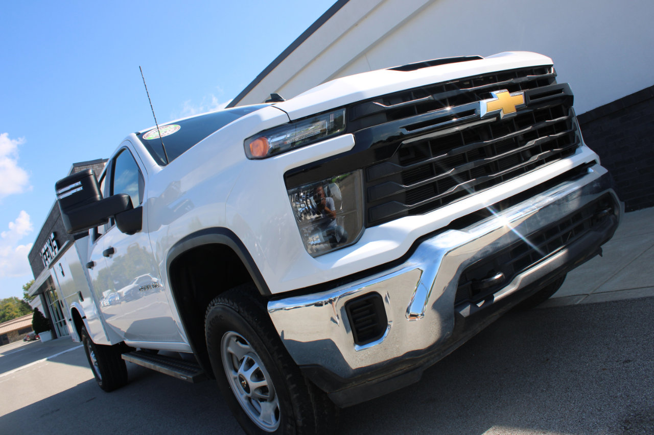 Used 2024 Chevrolet Silverado 2500 W/T w/ WT Convenience Package image 8