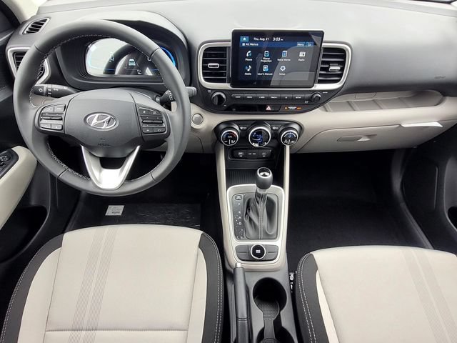 New 2025 Hyundai Venue SEL FWD image 21