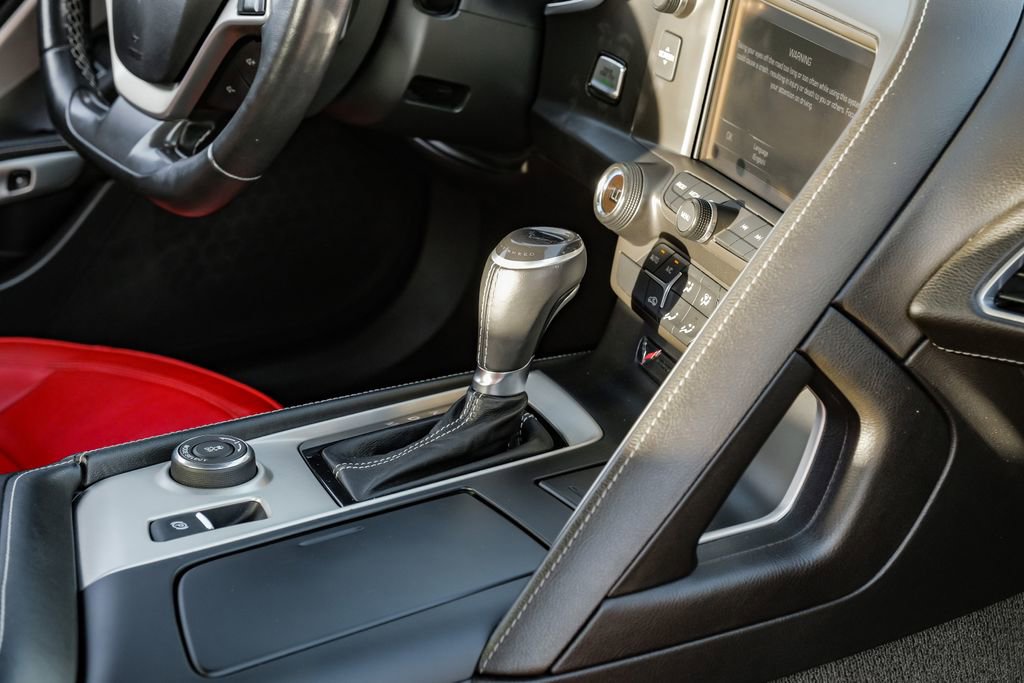 Used 2016 Chevrolet Corvette Stingray Coupe image 28