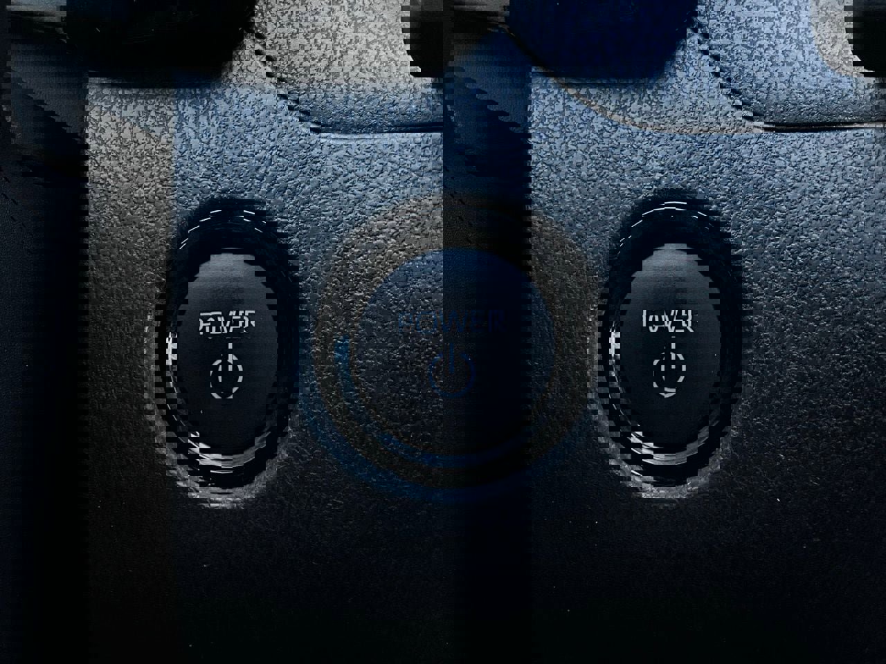 Used 2025 Toyota Camry SE image 28