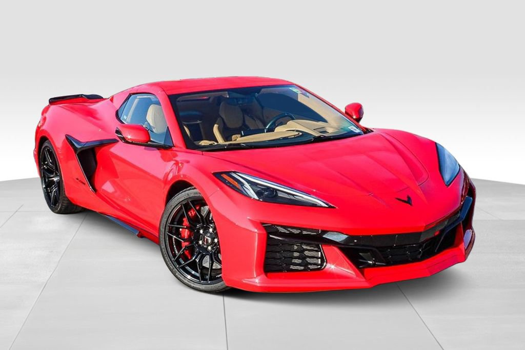 Used 2023 Chevrolet Corvette Z06 w/ Battery Protection Package RWD video 2