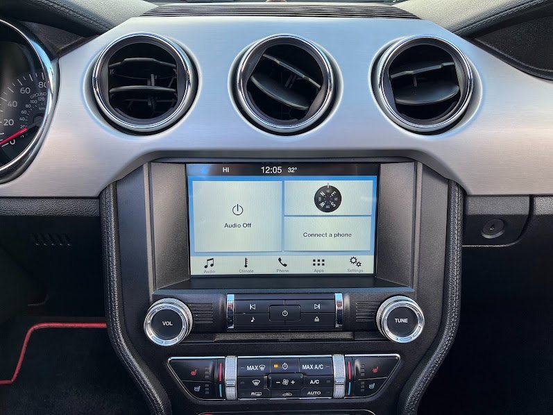 Used 2016 Ford Mustang Premium image 17