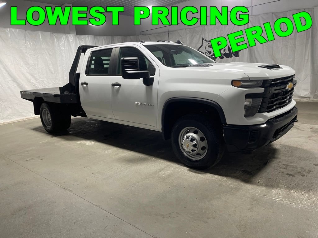 Used 2025 Chevrolet Silverado 3500 W/T AWD/4WD image 1
