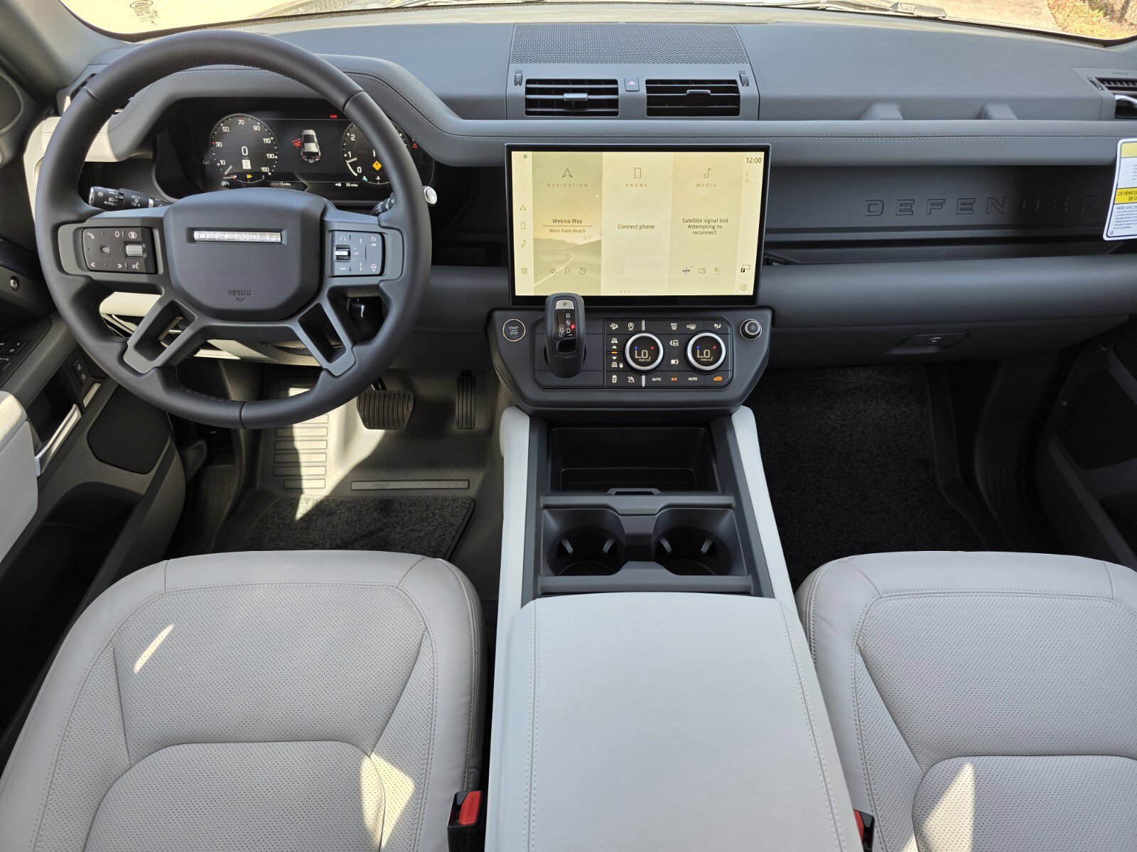 Used 2026 Land Rover Defender 110 S image 4