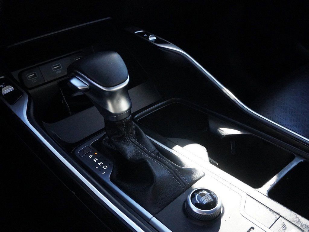 Used 2022 Kia Sorento S w/ Panoramic Sunroof Package image 52