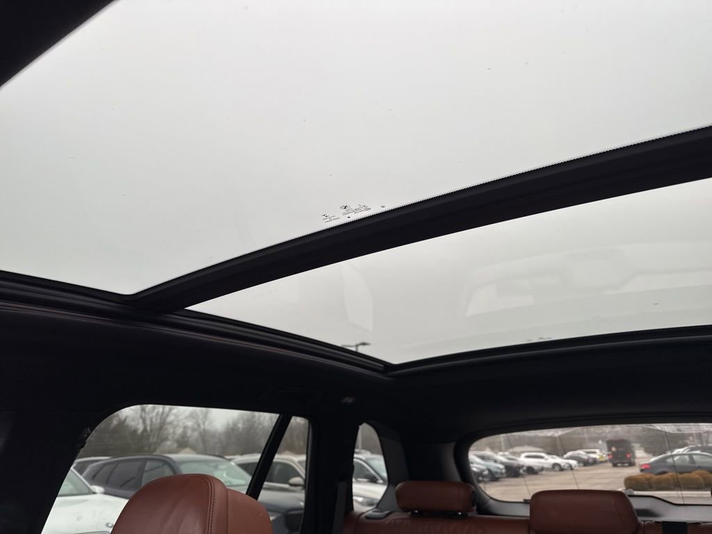 Used 2022 BMW X5 xDrive40i w/ M Sport Package image 18