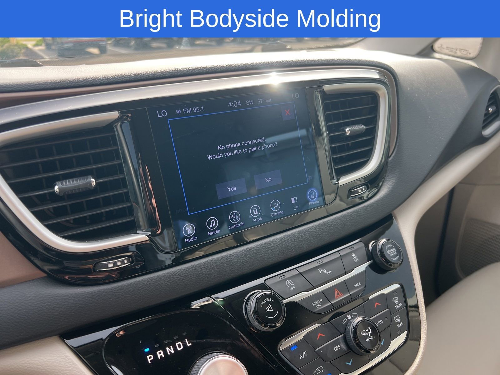 Used 2017 Chrysler Pacifica Touring-L w/ Tire & Wheel Group image 17