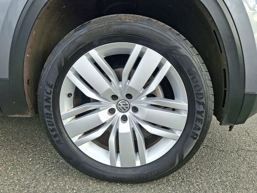 Used 2019 Volkswagen Atlas SE w/ Towing Package image 8