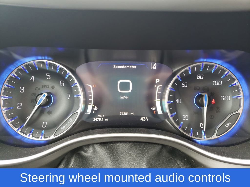 Used 2020 Chrysler Pacifica Touring-L Plus w/ Advanced Safetytec Group image 21