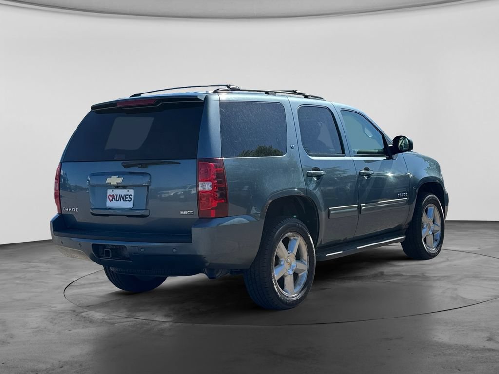 Used 2010 Chevrolet Tahoe LT w/ Luxury Package AWD/4WD image 9