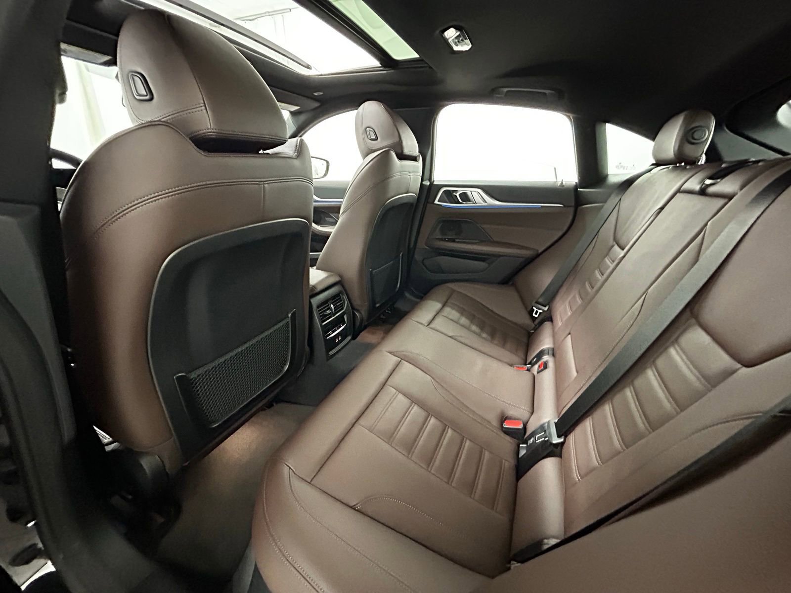 Used 2022 BMW i4 eDrive40 w/ M Sport Package image 35