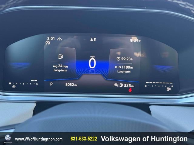 Certified 2025 Volkswagen Taos SE w/ Panoramic Sunroof Package image 26