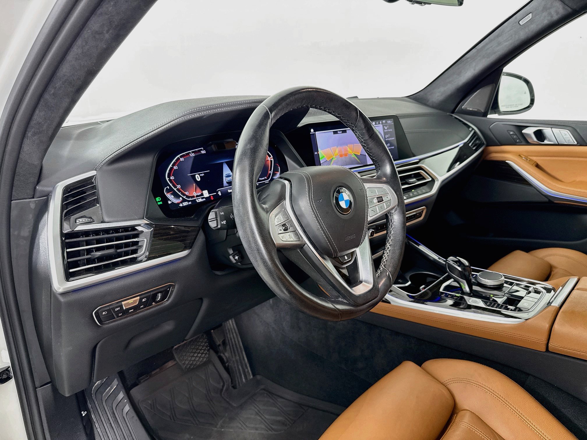 Used 2021 BMW X7 xDrive40i w/ Premium Package AWD/4WD image 9