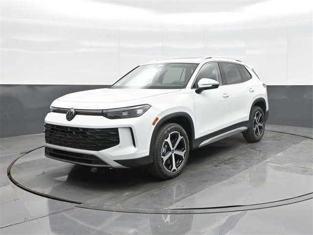 New 2026 Volkswagen Tiguan SE image 3