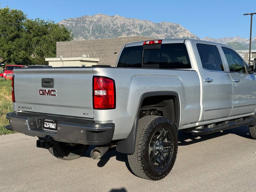 Used 2015 GMC Sierra 2500 SLT w/ Duramax Plus Package AWD/4WD image 10