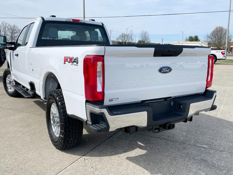 Used 2024 Ford F250 XL w/ FX4 Off-Road Package image 6