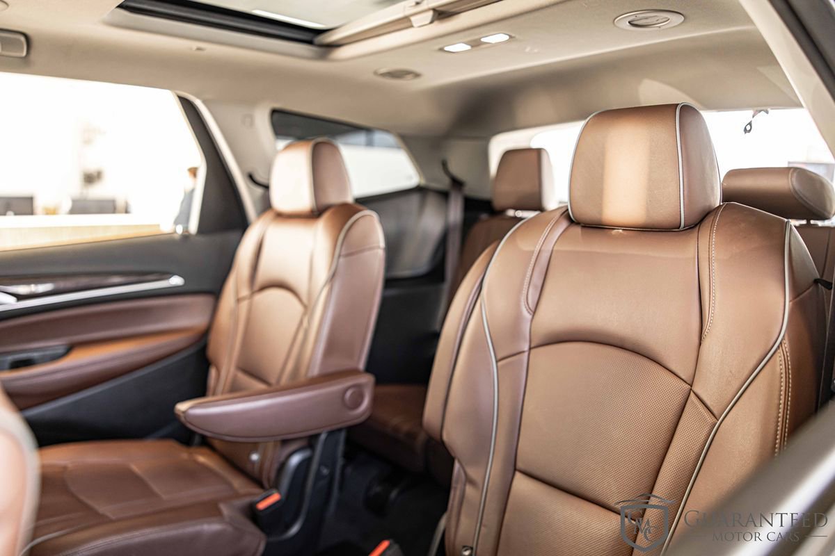 Used 2021 Buick Enclave Avenir w/ Avenir Technology Package AWD/4WD image 33
