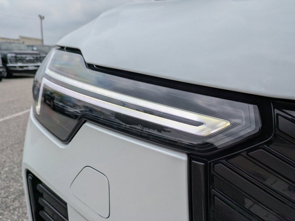 New 2026 Volvo XC90 T8 Ultra w/ Protection Package Premier AWD/4WD image 10