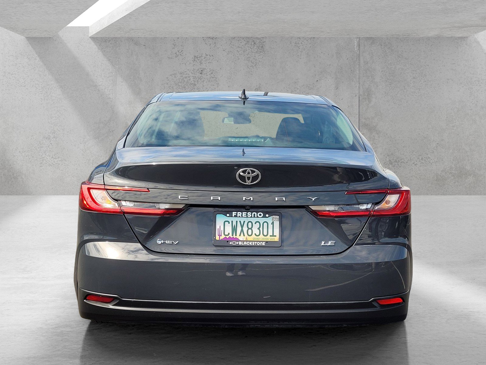 Used 2025 Toyota Camry LE image 5