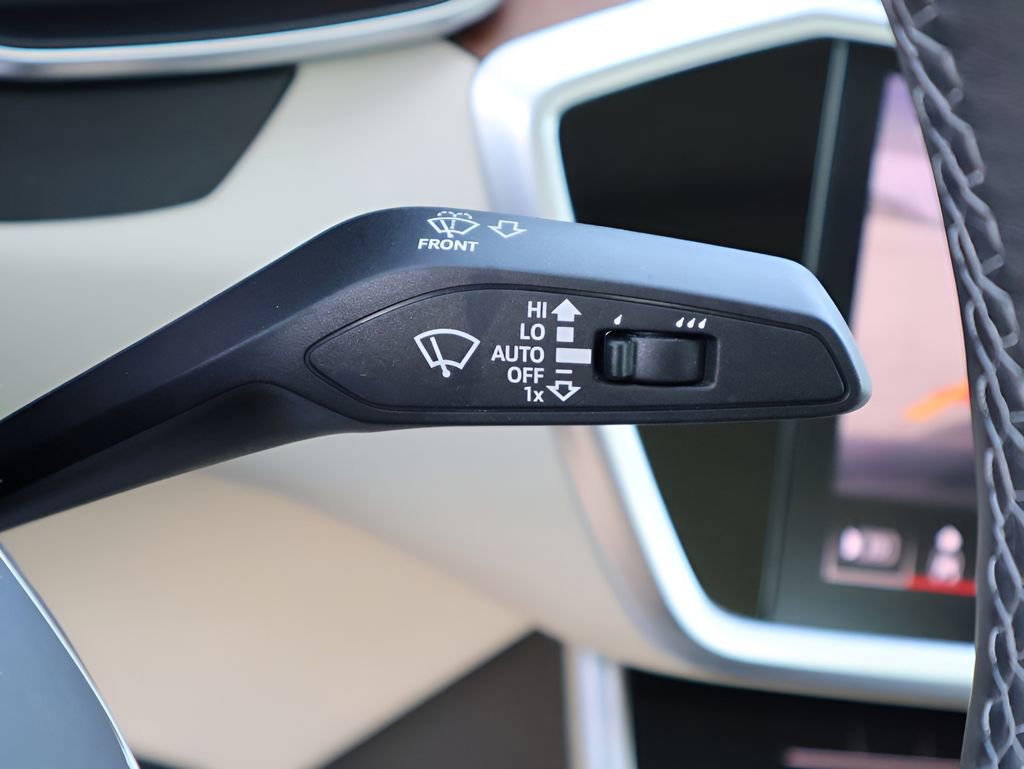 Used 2023 Audi A6 Premium Plus w/ Premium Plus Package image 36