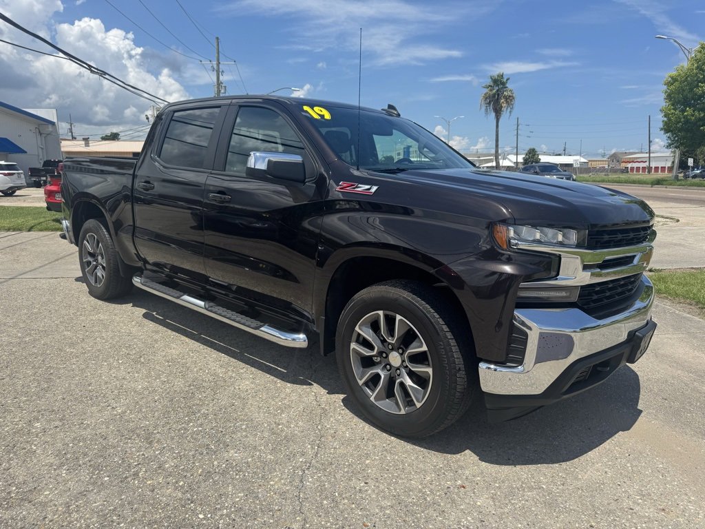 Used 2019 Chevrolet Silverado 1500 LT w/ All-Star Edition image 3