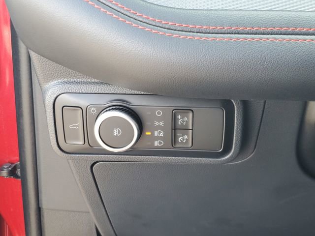 Used 2025 Ford Explorer ST-Line image 21