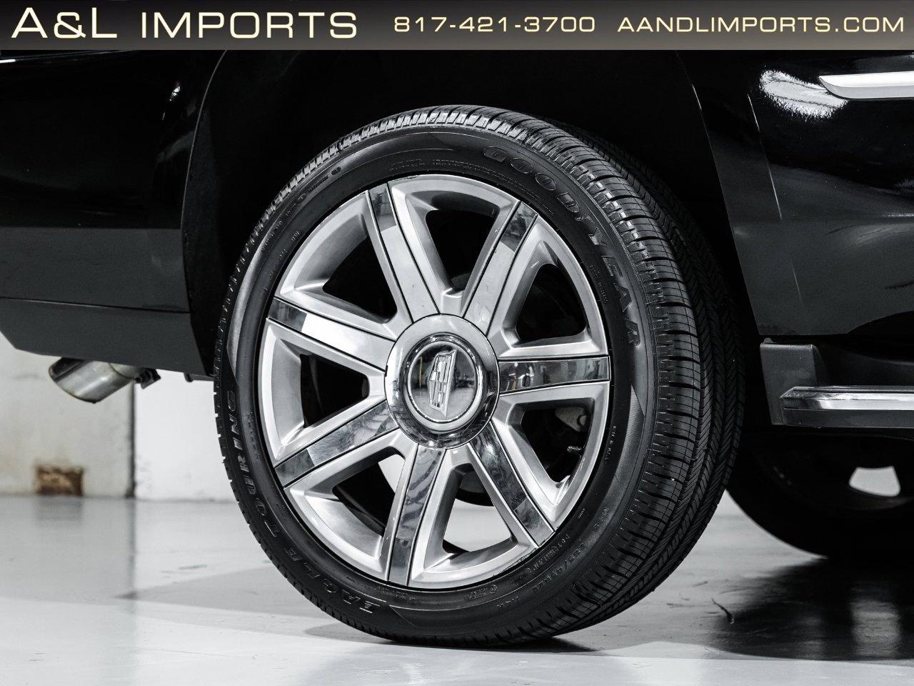 Used 2019 Cadillac Escalade Luxury AWD/4WD image 27