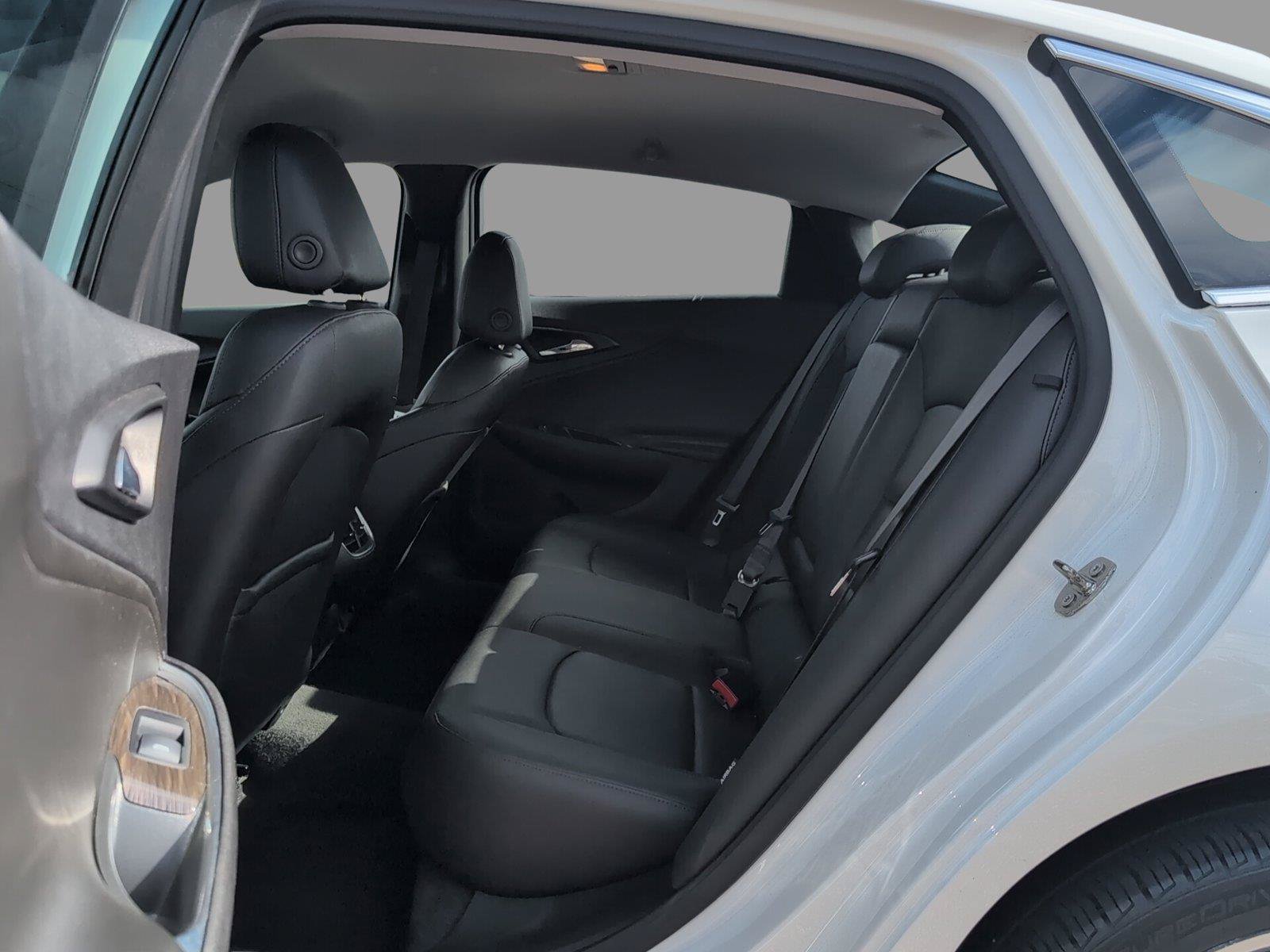 Used 2024 Chevrolet Malibu LT FWD image 15