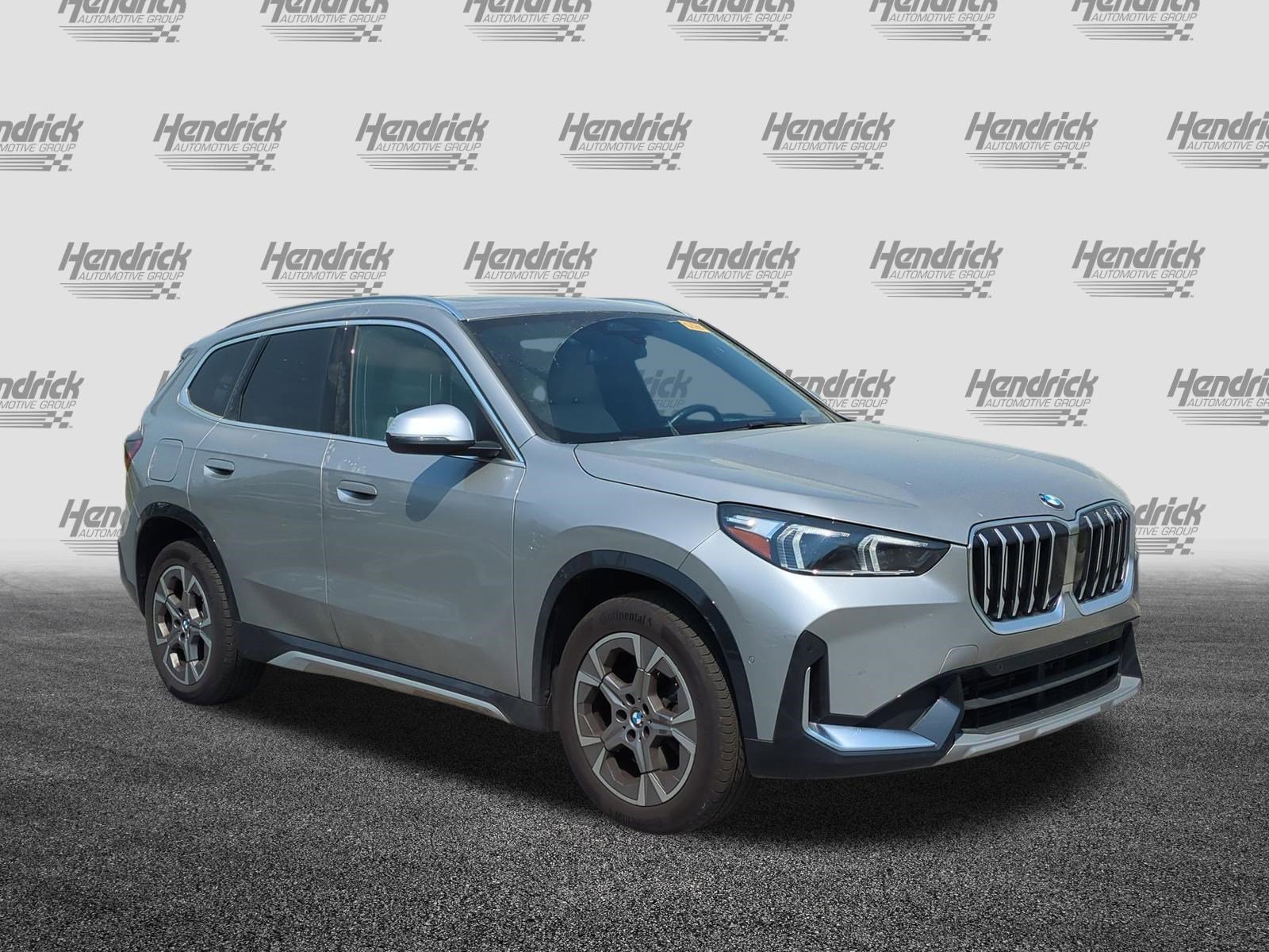 Certified 2023 BMW X1 xDrive28i w/ Convenience Package image 2