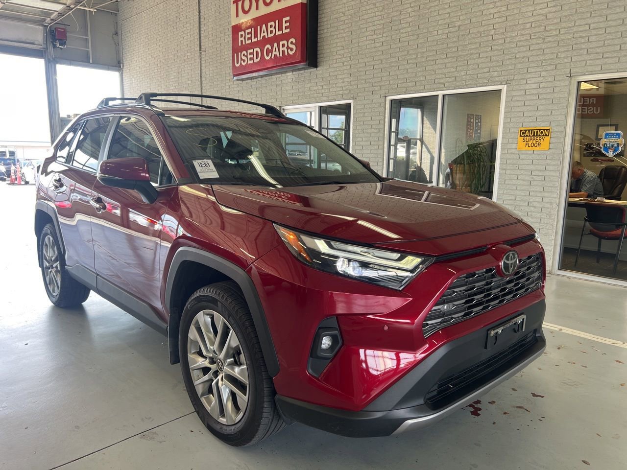 Used 2023 Toyota RAV4 Limited FWD image 3