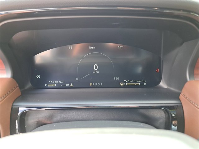 Used 2022 Lincoln Nautilus Reserve image 27