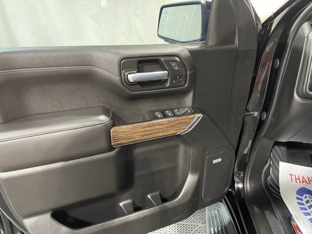 Used 2021 Chevrolet Silverado 1500 High Country w/ Safety Package II image 9
