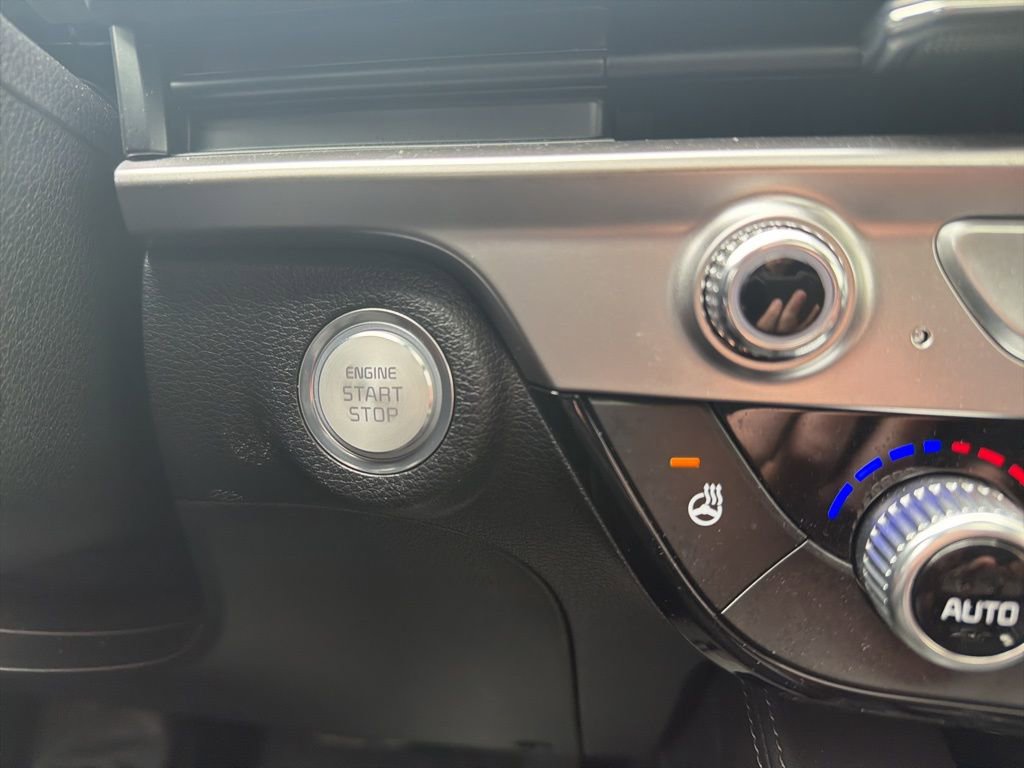 Certified 2024 Kia Telluride EX w/ EX Captain's Chair Package image 9