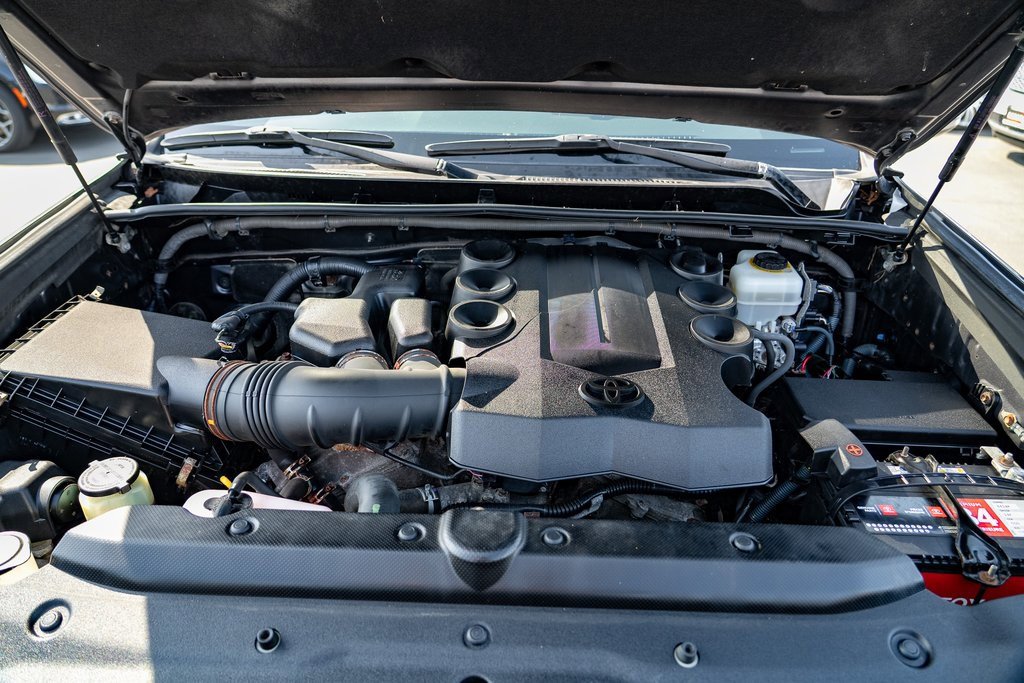 Used 2015 Toyota 4Runner Limited image 28