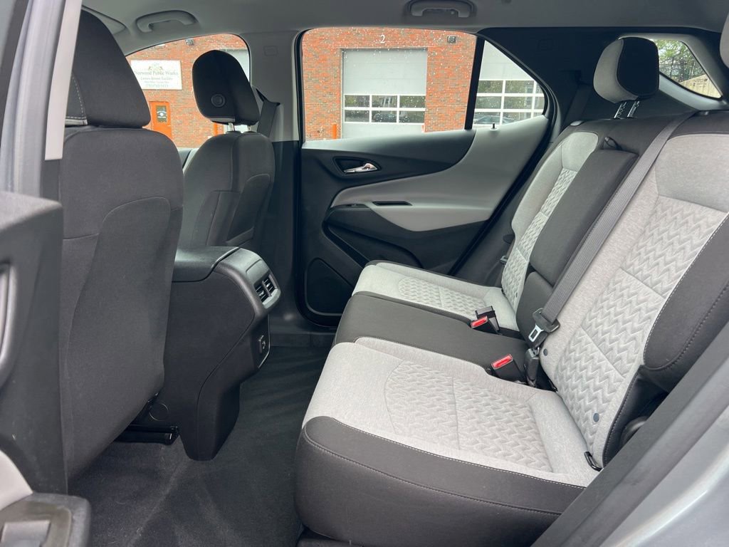 Used 2023 Chevrolet Equinox LS FWD image 24
