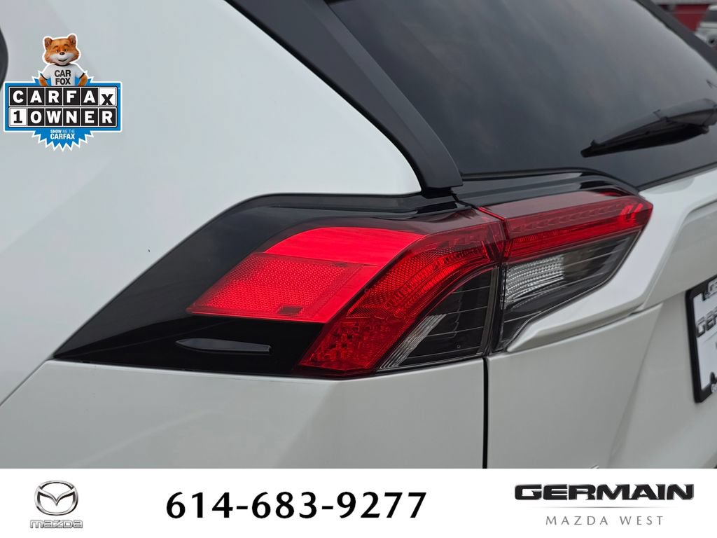 Used 2025 Toyota RAV4 XLE Premium w/ Weather Package AWD/4WD image 17