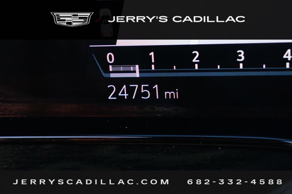 Used 2024 Cadillac Escalade Premium Luxury w/ Performance Package AWD/4WD image 10