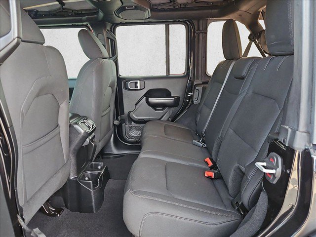 Used 2018 Jeep Wrangler Unlimited Sport S AWD/4WD image 17