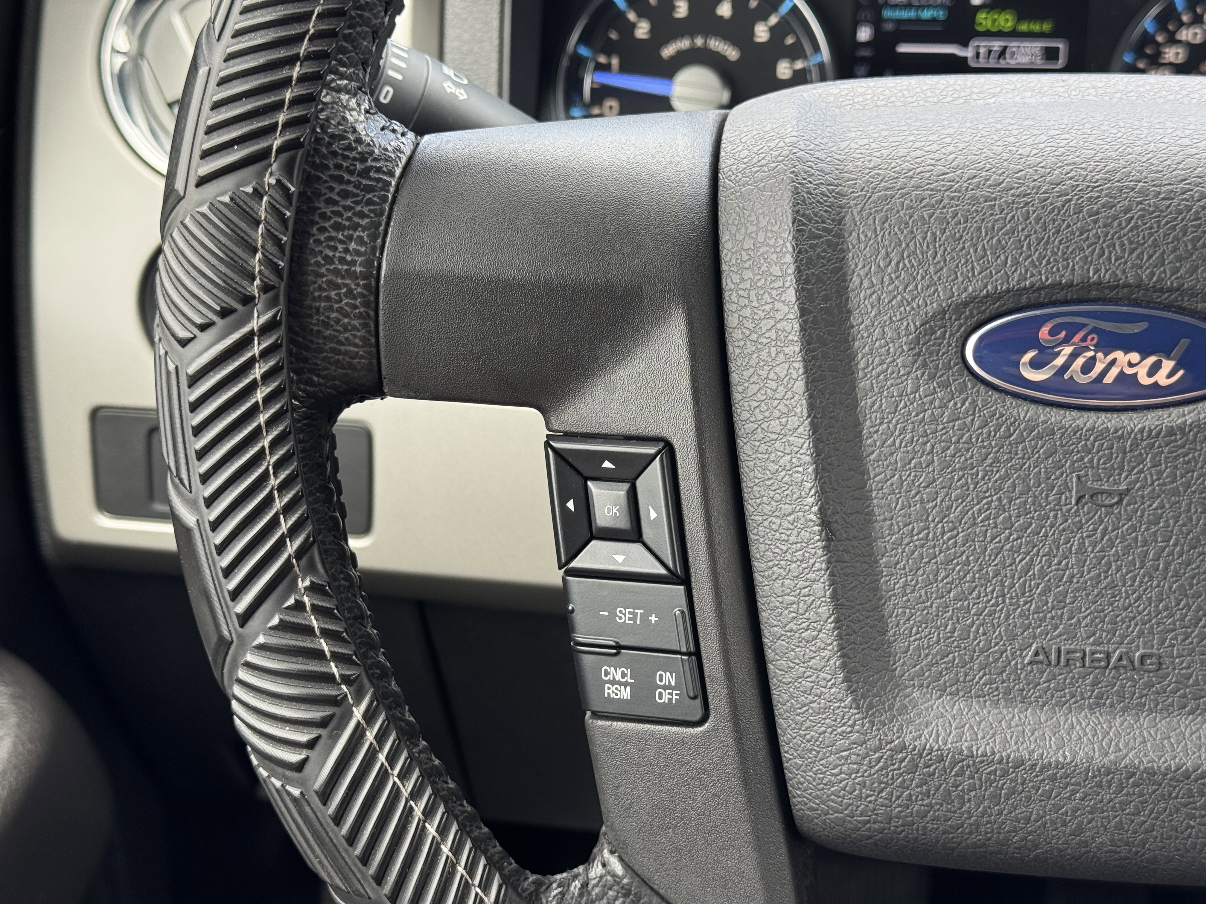 Used 2011 Ford F150 Lariat w/ Lariat Chrome Pkg AWD/4WD image 19
