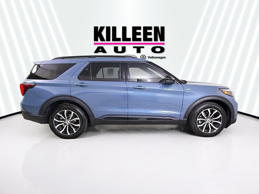 New 2026 Ford Explorer ST-Line RWD image 8