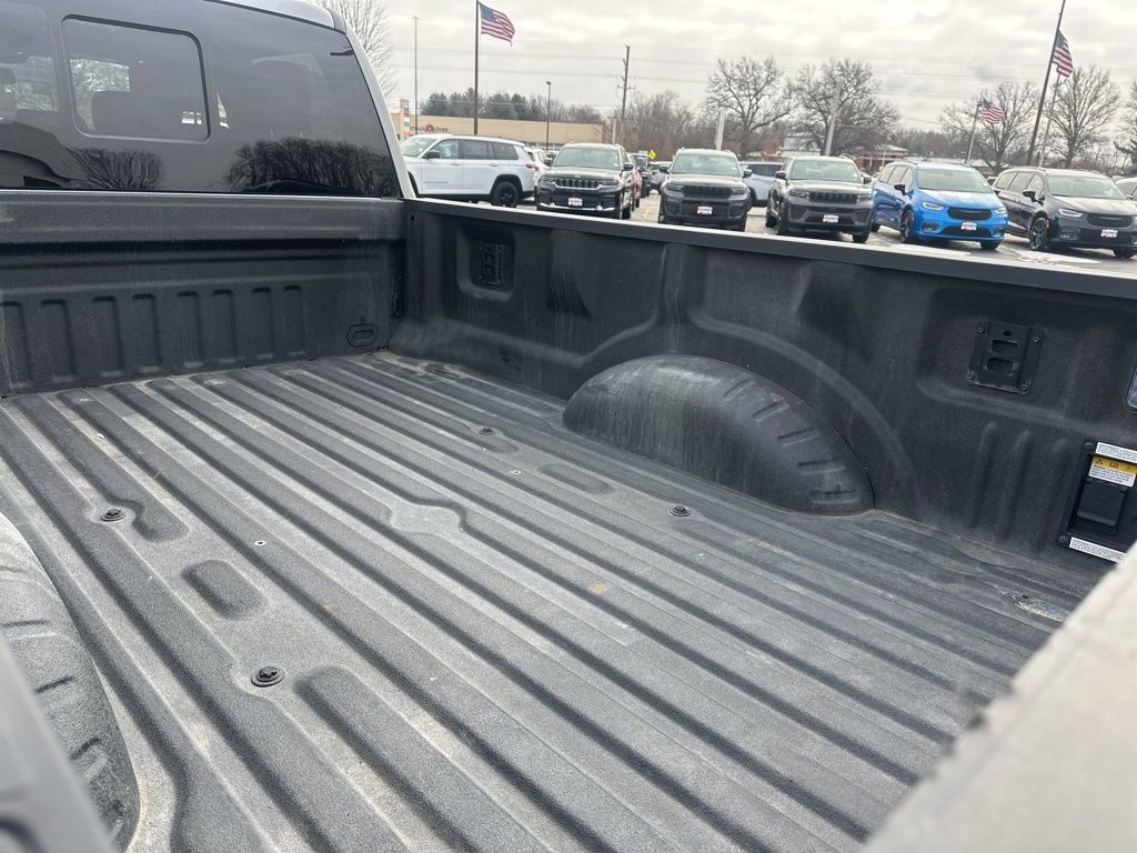 Certified 2024 Ford F350 Platinum w/ FX4 Off-Road Package image 15
