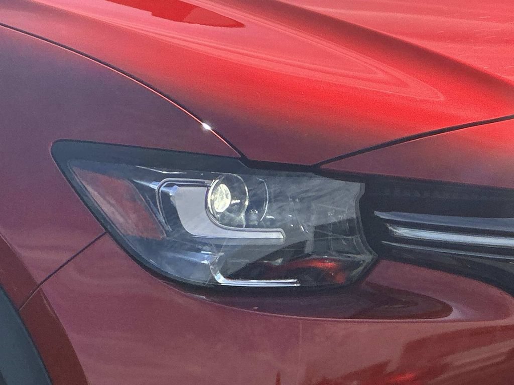 Certified 2025 MAZDA CX-70 Plug-In Hybrid w/ Premium Plus AWD/4WD image 9