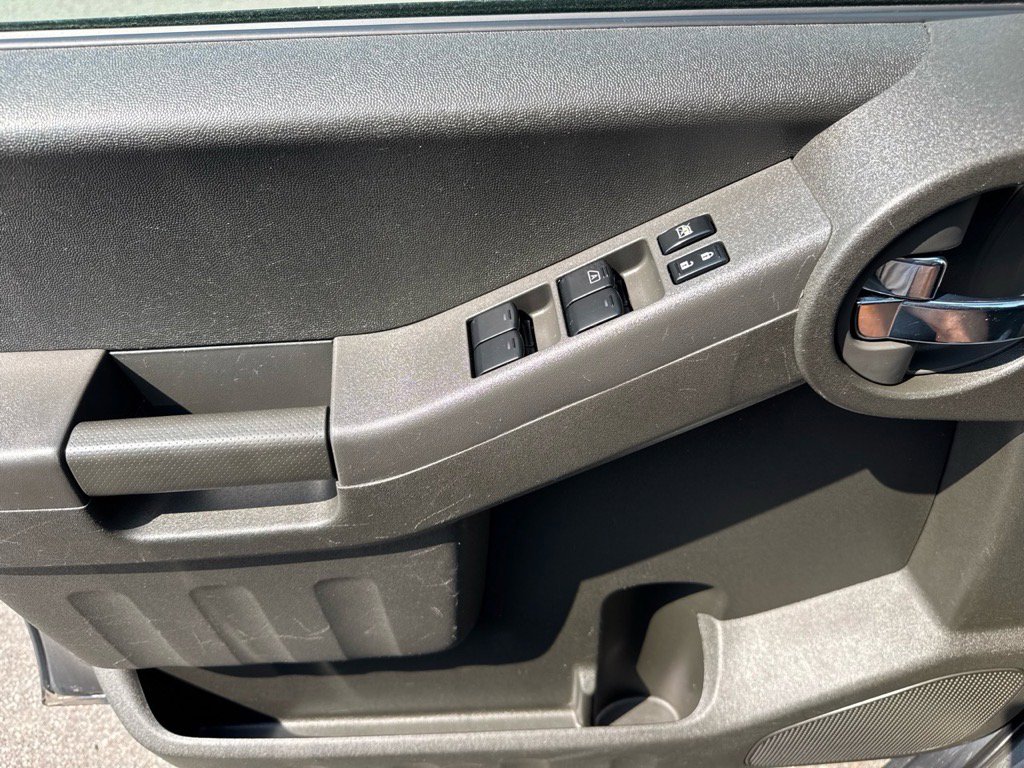Used 2015 Nissan Xterra PRO-4X image 11
