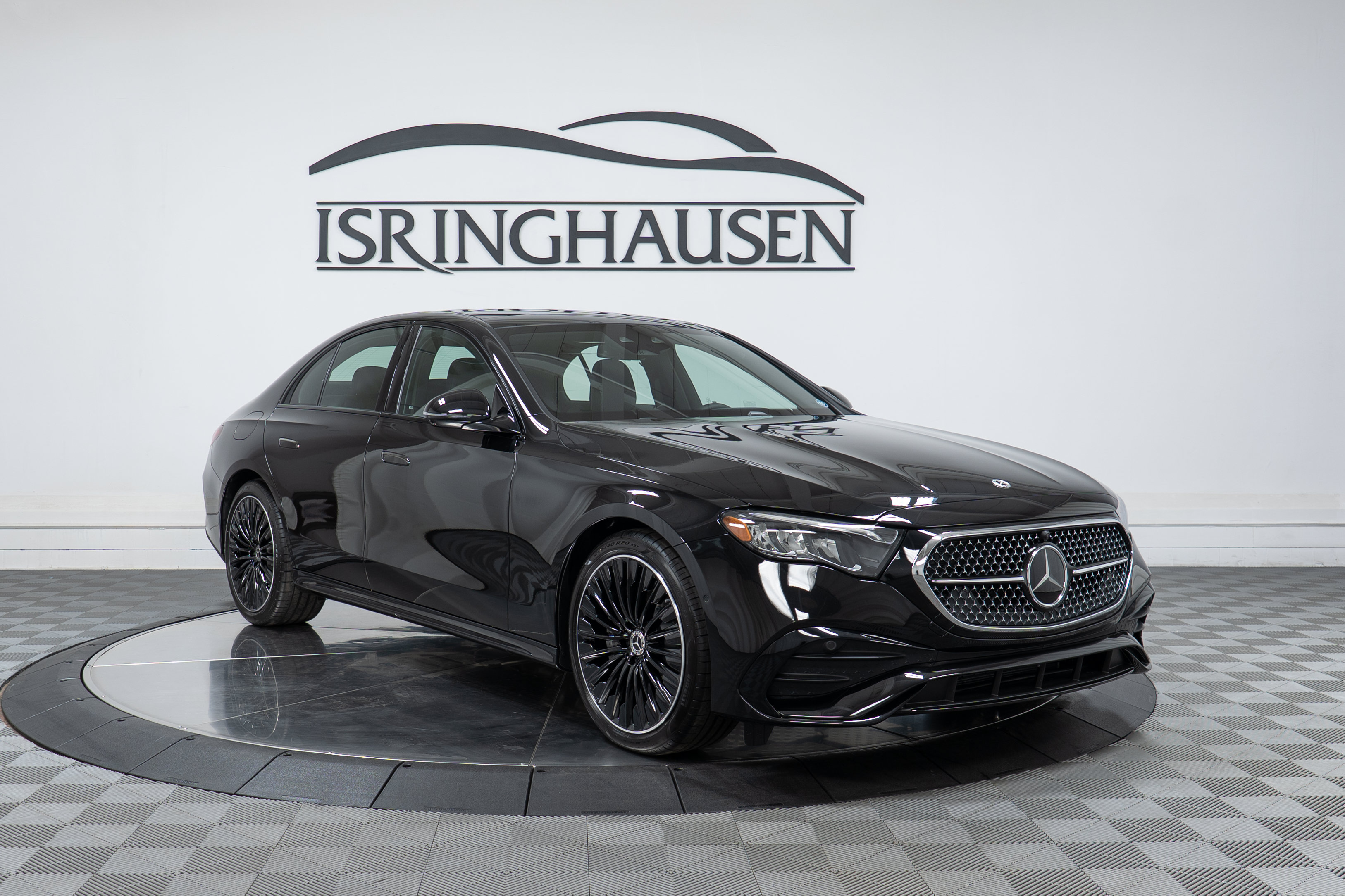 New 2027 Mercedes-Benz E 450 4MATIC Sedan image 3