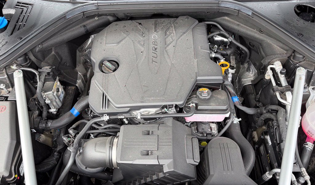 Certified 2026 Genesis GV70 2.5T Select AWD/4WD image 8